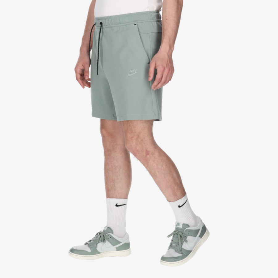 Nike Produkte Tech Essentials 