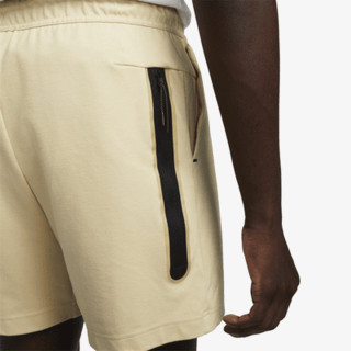 Nike Pantallona të shkurtra Tech Essentials 