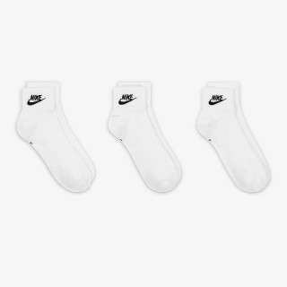Nike Produkte Everyday Essential 