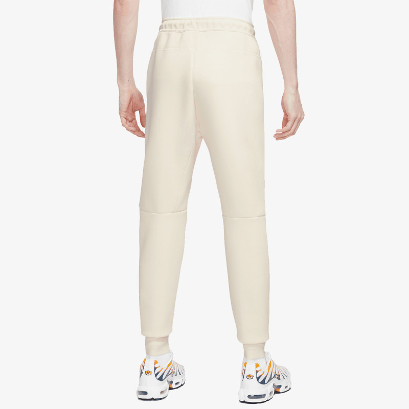 Nike Produkte Tech Fleece 