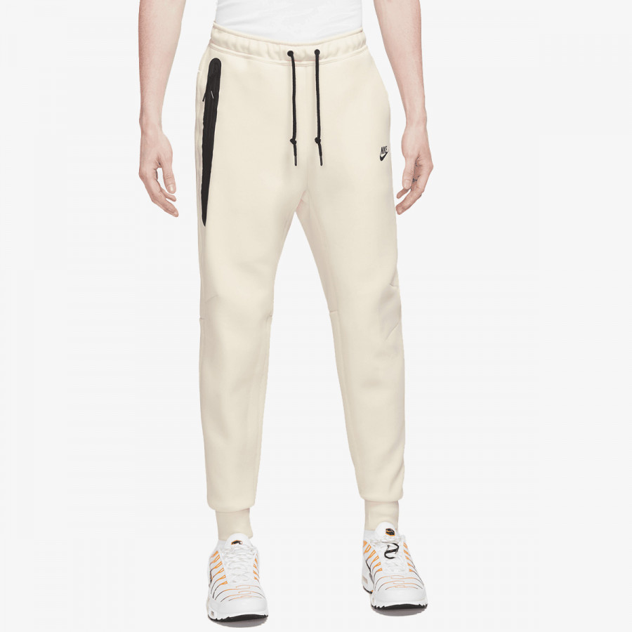 Nike Produkte Tech Fleece 