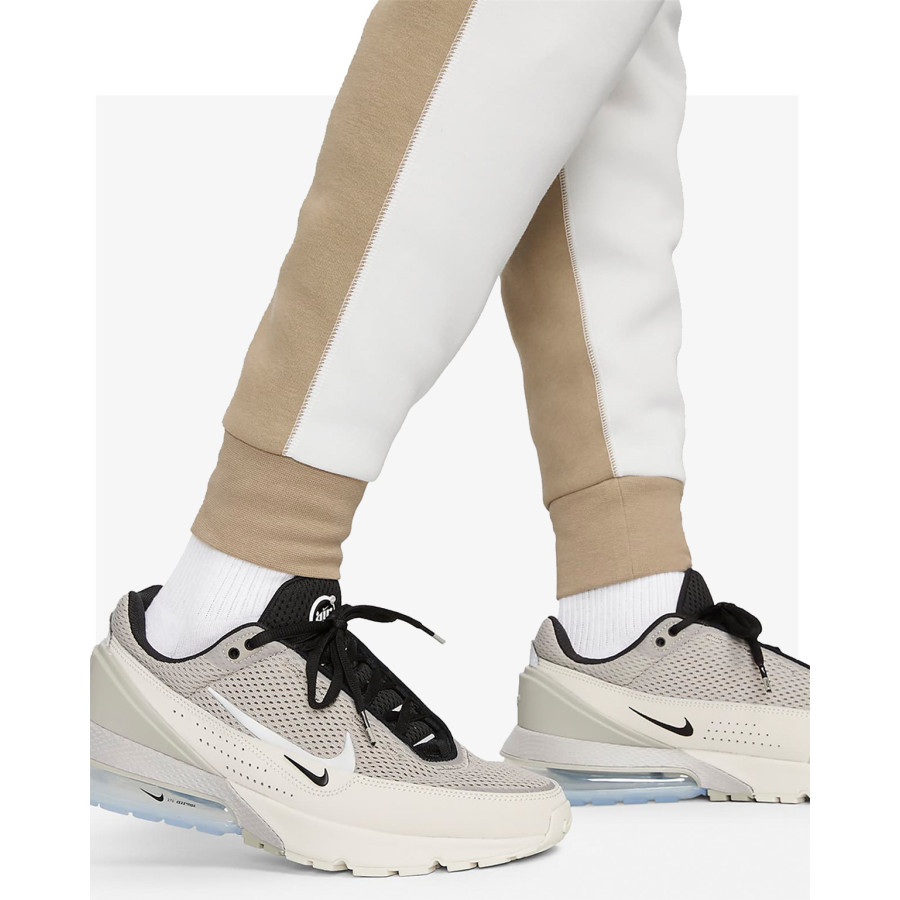 Nike Produkte Tech Fleece 