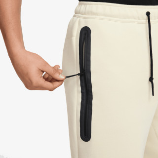Nike Pantallona të shkurtra Tech Fleece 