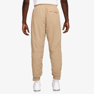 Nike Pjesa e poshtme e kostumit M NK SOLO SWSH TRK PANT 
