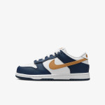 Nike Atlete Dunk Low 