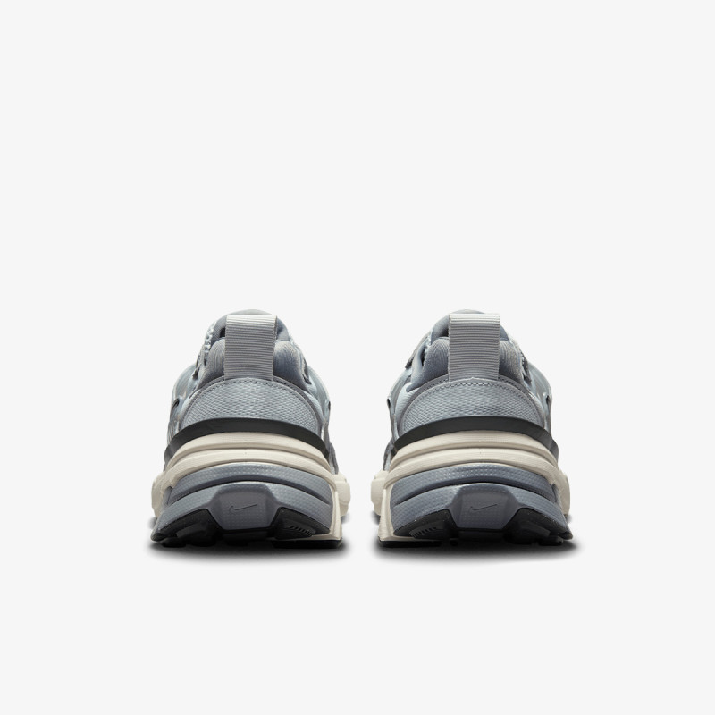 Nike Atlete W NIKE V2K RUN 