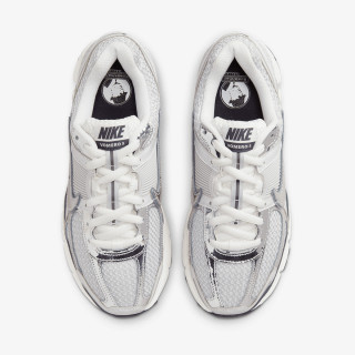 Nike Atlete Zoom Vomero 5 