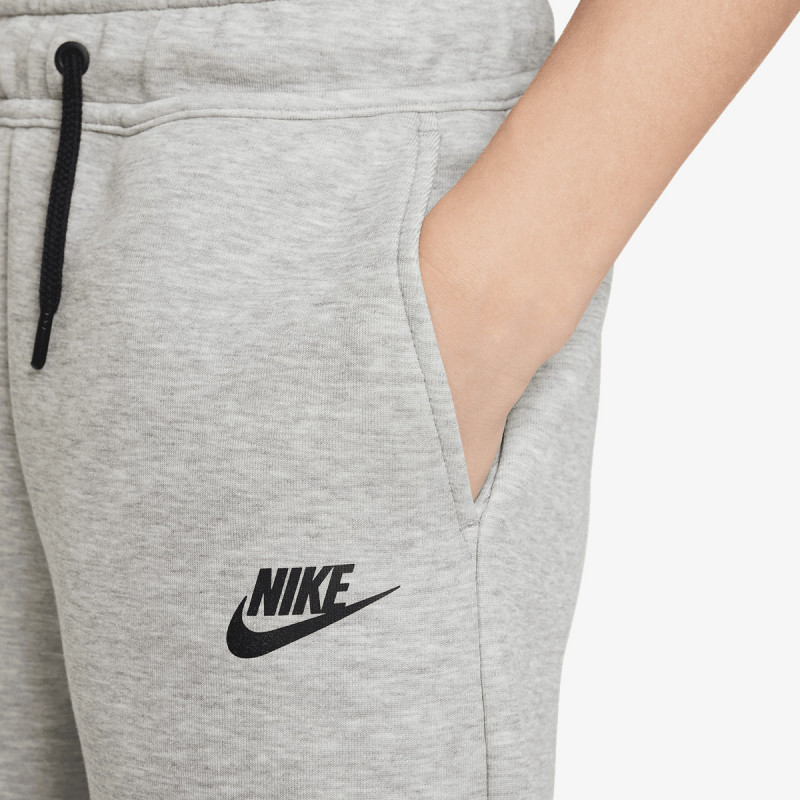 Nike Pantallona të shkurtra Tech Fleece 