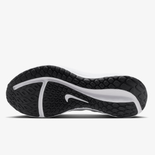 Nike Atlete Downshifter 13 