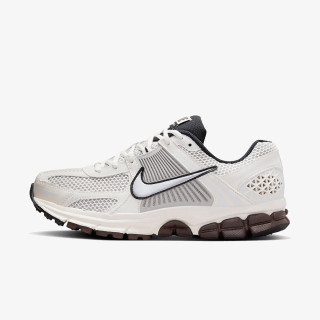 Produkte W NIKE ZOOM VOMERO 5 