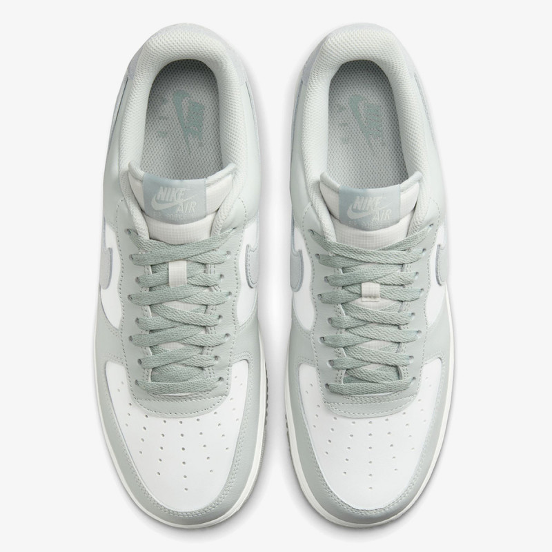 Nike Atlete Air Force 1 '07 LV8 
