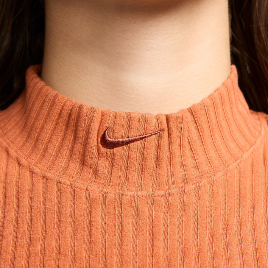 Nike Bust për femra Sportswear Chill Knit 