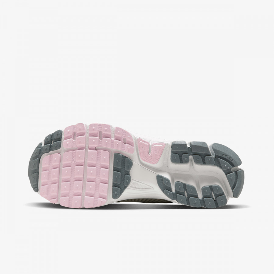 Nike Atlete W NIKE ZOOM VOMERO 5 GCEL CN 