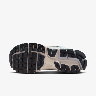 Nike Atlete Zoom Vomero 5 C.O.R. 