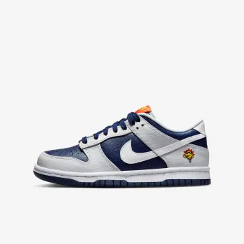 NIKE Atlete DUNK LOW BG BTS 