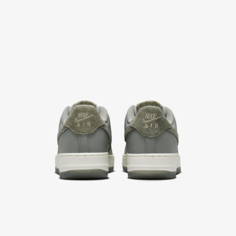 Produkte Air Force 1 LV8 