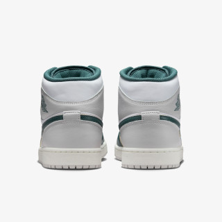 Nike Atlete Air Jordan 1 Mid 