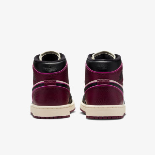 Nike Atlete WMNS AIR JORDAN 1 MID SE 