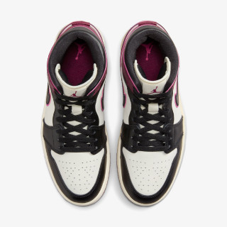 Nike Atlete WMNS AIR JORDAN 1 MID SE 