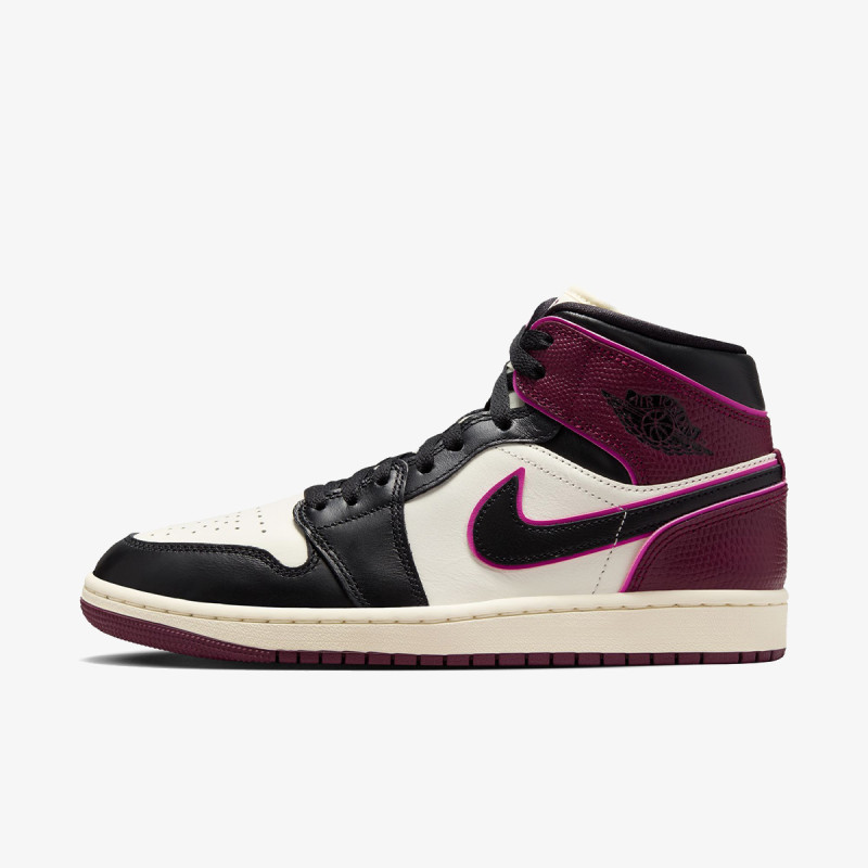 Nike Atlete WMNS AIR JORDAN 1 MID SE 
