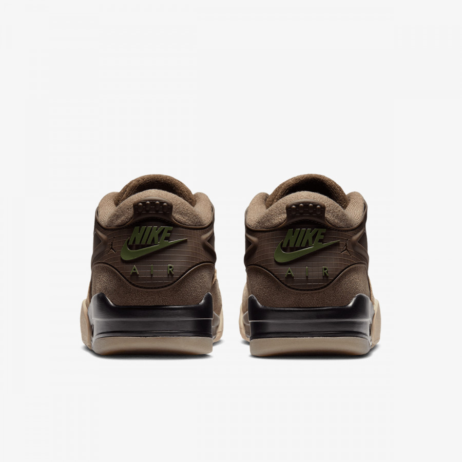 Nike Atlete AIR JORDAN 4 RM 
