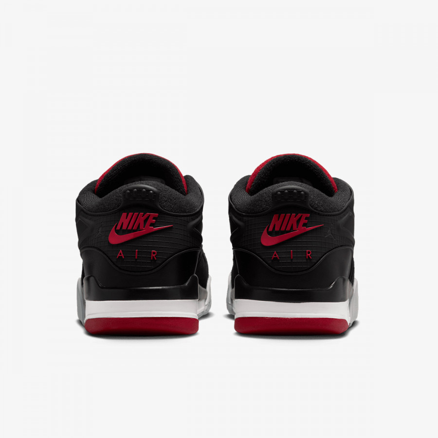 Nike Atlete AIR JORDAN 4 RM 