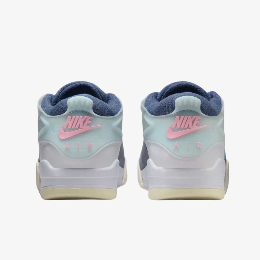 Nike Atlete AIR JORDAN 4 RM 