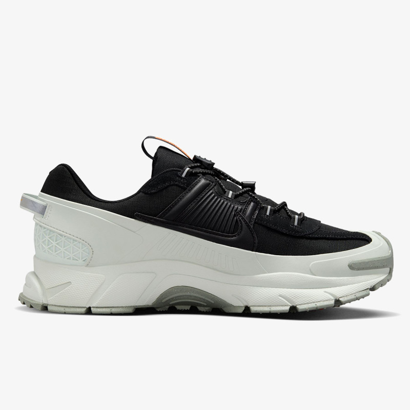 Nike Atlete VOMERO ROAM 