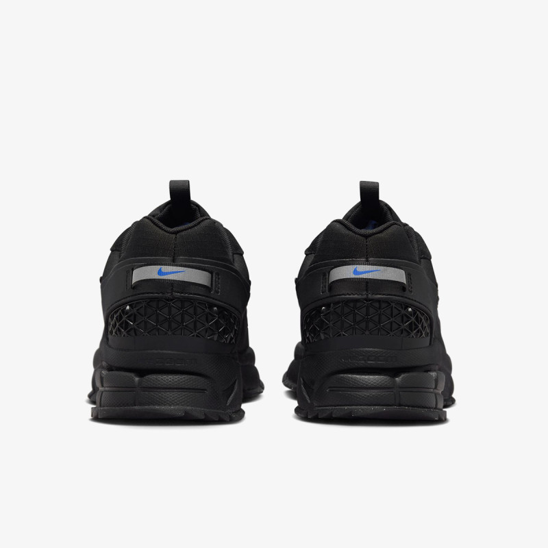 Nike Atlete VOMERO ROAM 
