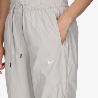 Nike Pjesa e poshtme e kostumit Sportswear 