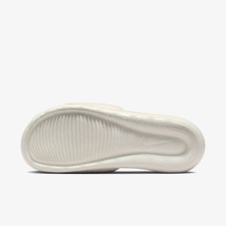 Nike Shapka W NIKE VICTORI ONE SLIDE SWH 