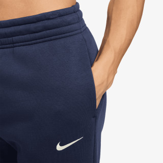 Nike Pjesa e poshtme e kostumit W NSW PHNX FLC MR PANT STD 