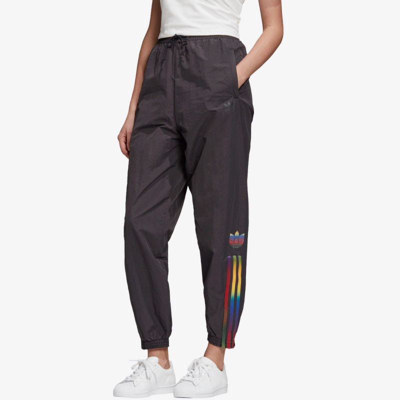Produkte TRACKPANTS 