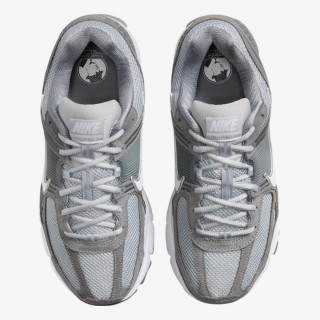Nike Atlete NIKE ZOOM VOMERO 5 SDE 