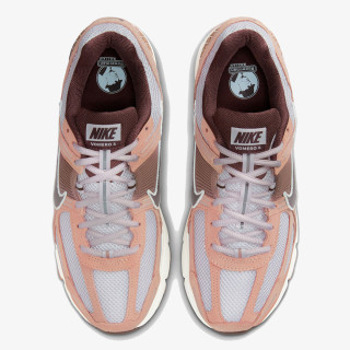 Nike Atlete NIKE ZOOM VOMERO 5 SDE 