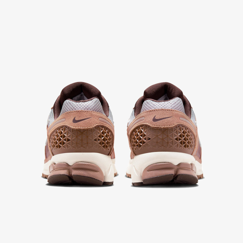 Nike Atlete NIKE ZOOM VOMERO 5 SDE 
