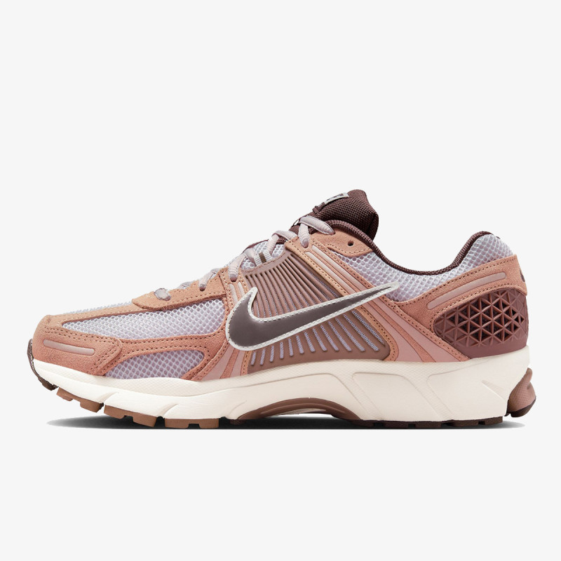 Nike Atlete NIKE ZOOM VOMERO 5 SDE 