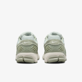 Nike Atlete Vomero 5 