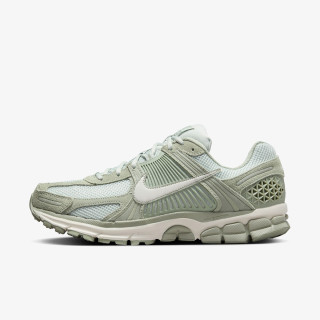 Nike Atlete Vomero 5 