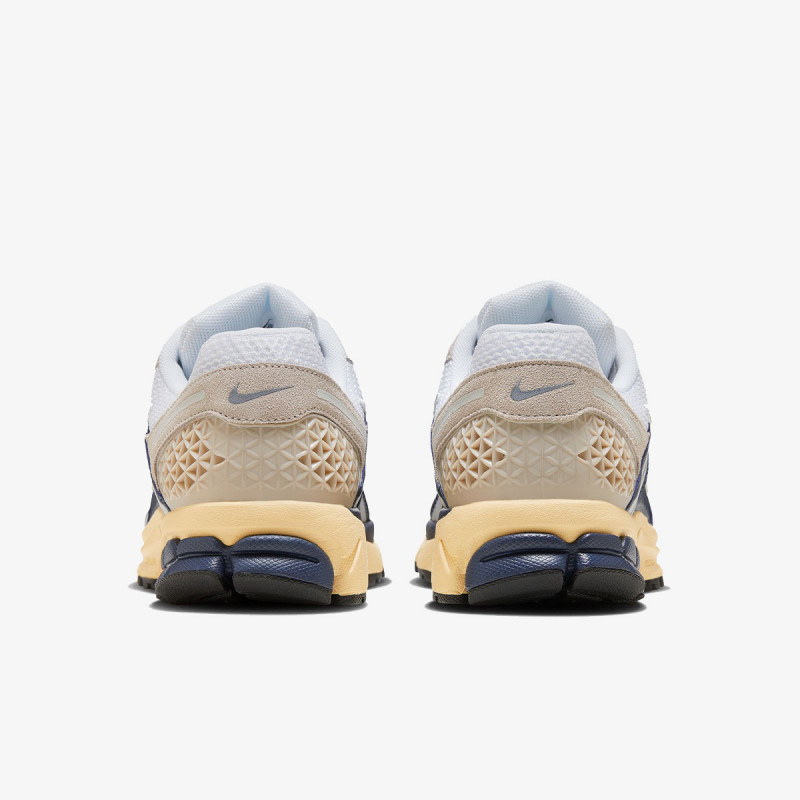 Nike Atlete NIKE ZOOM VOMERO 5 NCPS 