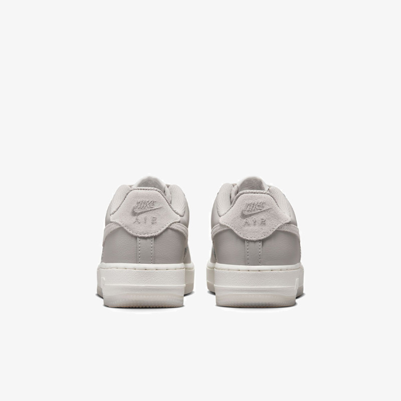 Produkte Air Force 1 LV8 
