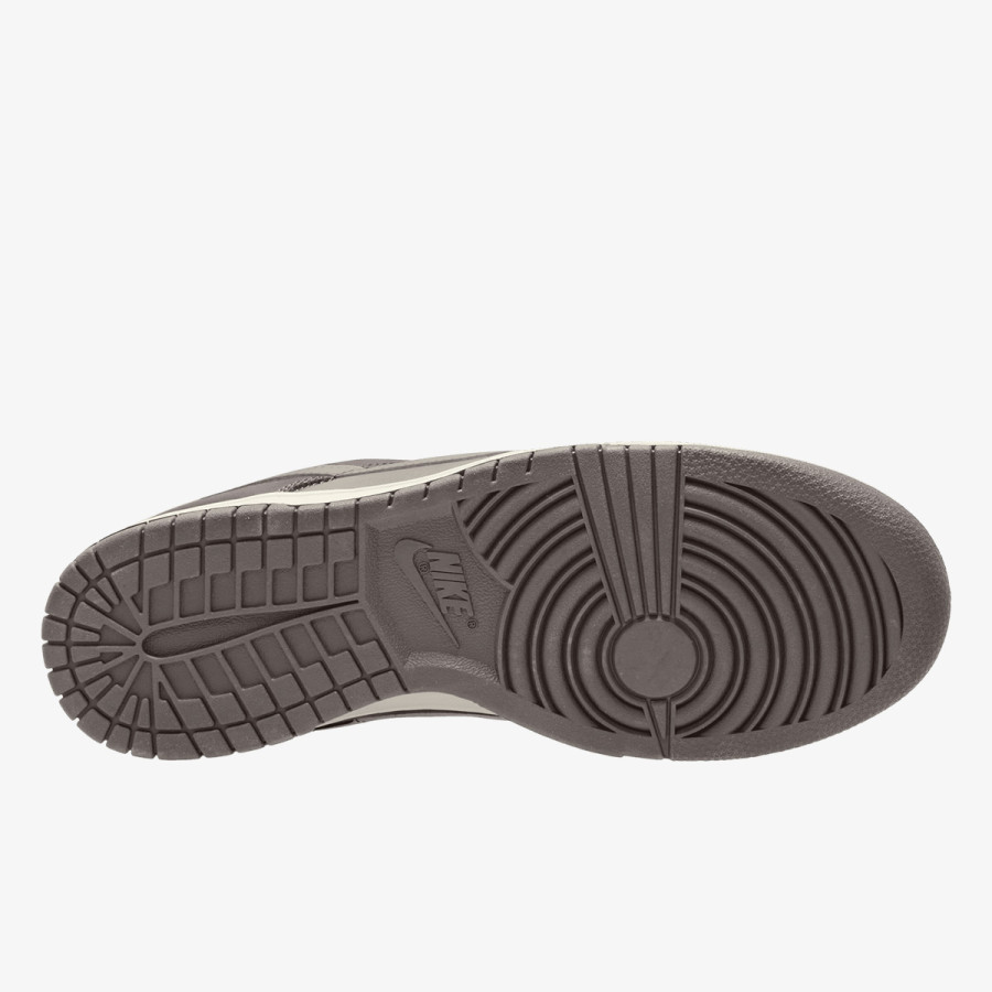 Nike Atlete Dunk 