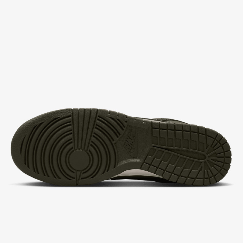 Nike Atlete NIKE DUNK LOW RETRO BTTYS 