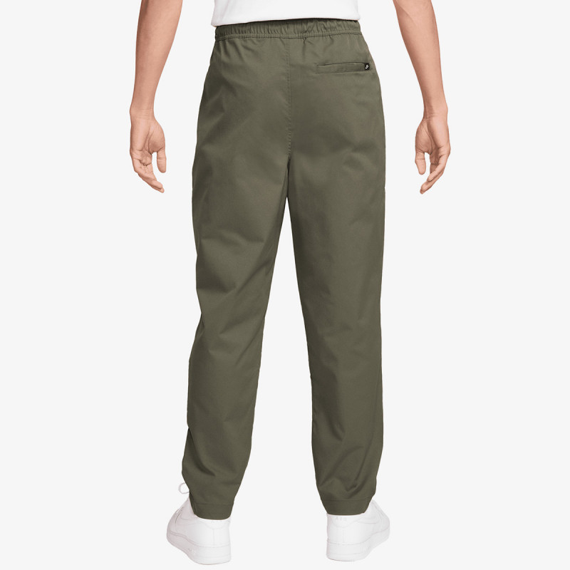 Nike Pjesa e poshtme e kostumit M NK CLUB WVN TAPER PANT 