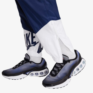 Nike Pjesa e poshtme e kostumit M NK WR WVN LND GFX PANT 