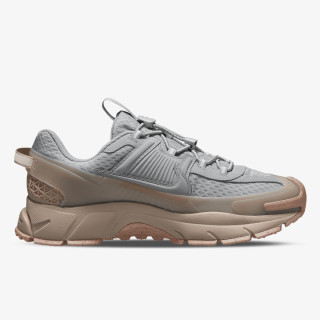 Nike Atlete NIKE ZOOM VOMERO ROAM 