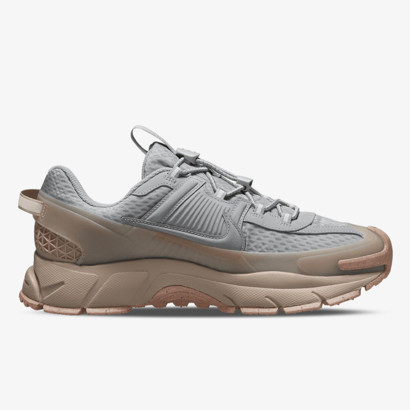 Nike Atlete NIKE ZOOM VOMERO ROAM 