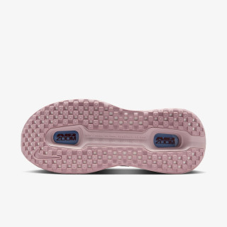 Nike Atlete W NIKE VOMERO PREMIUM 