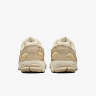 Nike Atlete W NIKE ZOOM VOMERO 5 