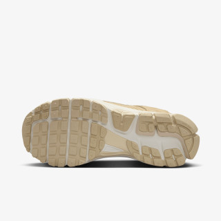 Nike Atlete W NIKE ZOOM VOMERO 5 